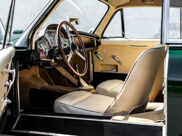 Aston Martin DB2/4 MK III - 28