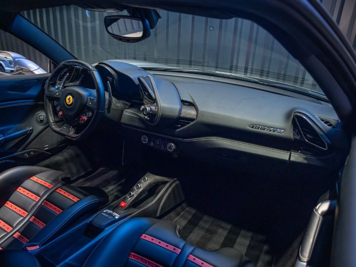 Ferrari 488 GTB FERRARI 488 GTB DCT - 33